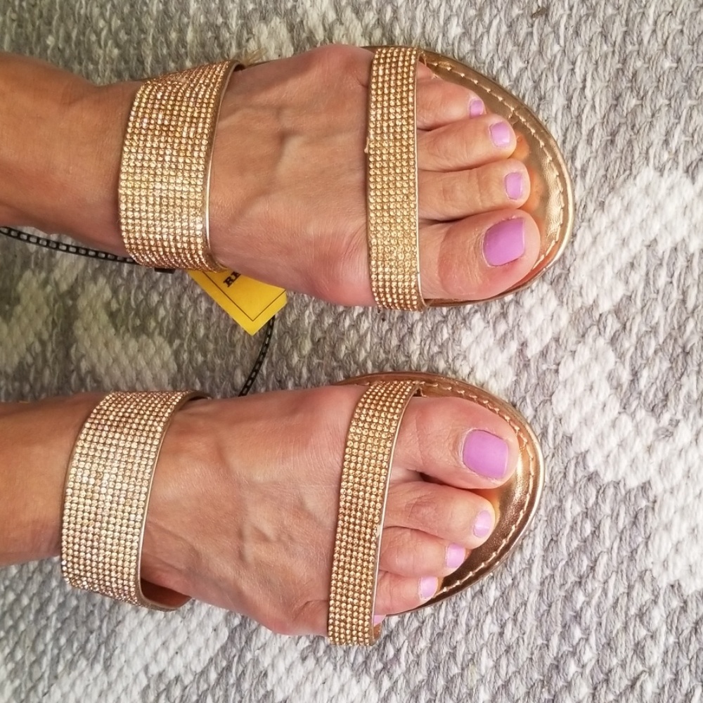 Rouge rose gold rhinestone slides